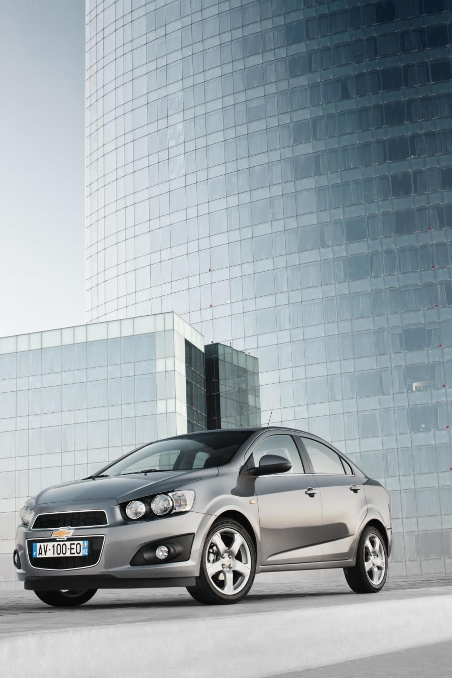  Chevrolet Aveo Sedan 2011 года  (фото 49 из 58)